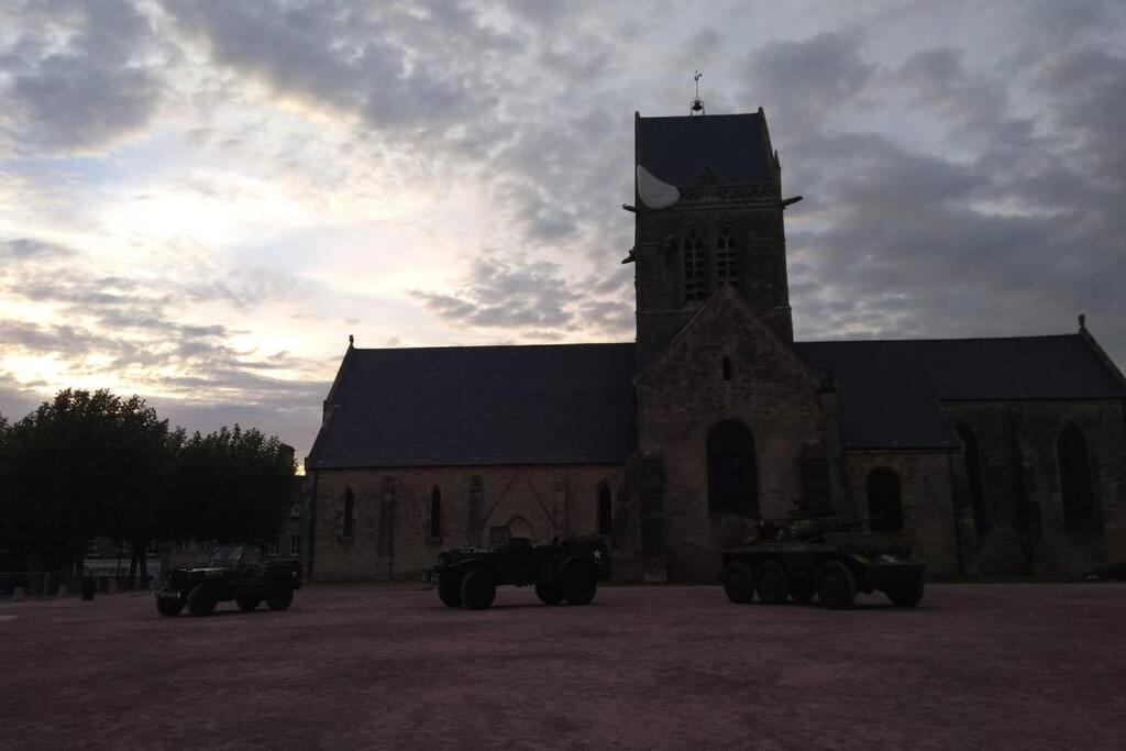 Gite** De Pauline A Sainte Mere Eglise Luaran gambar